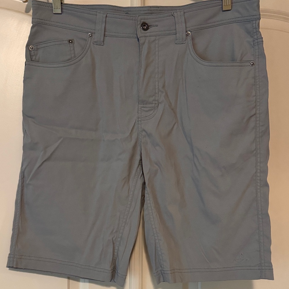 Prana Men's Light Gray Flat Front Shorts